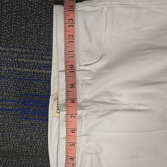 L’AGENCE-"Bell" High Rise Flare White Denim Jeans-Size 26” - Picture 13 of 17